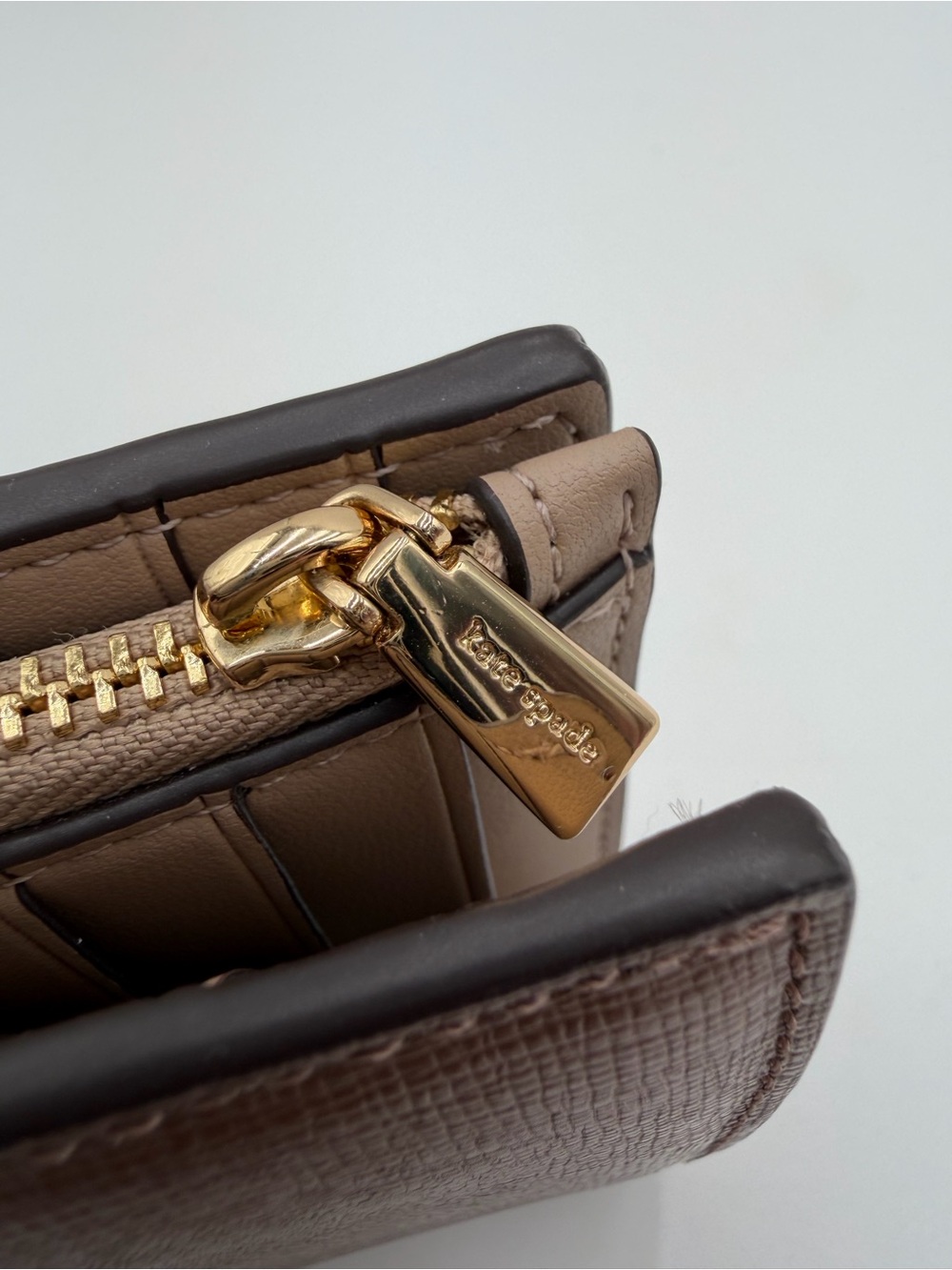 Kate Spade Devin Bifold Wallet - Picture 4 of 8